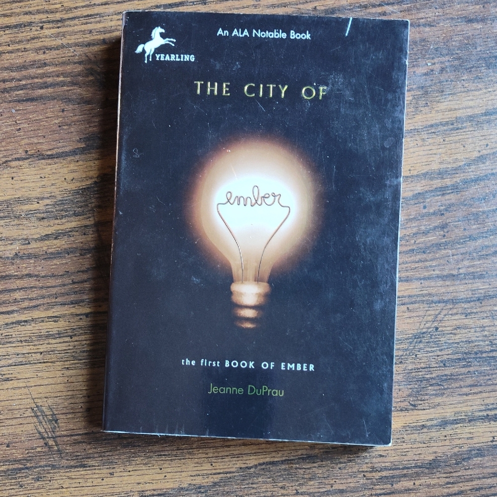 Yearling 'The City of Ember' Book